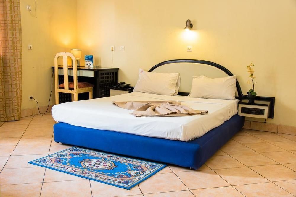 Hotel Beausejour Mirabel Bonabéri 外观 照片